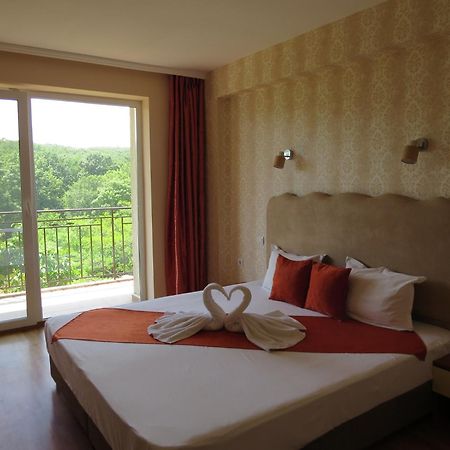 Family Hotel Dayana Beach シネモレツ エクステリア 写真