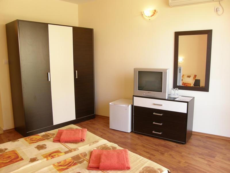 Family Hotel Dayana Beach シネモレツ エクステリア 写真