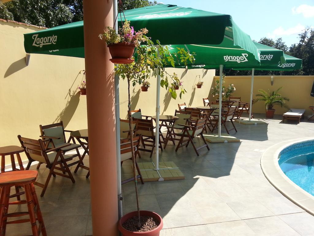 Family Hotel Dayana Beach シネモレツ エクステリア 写真