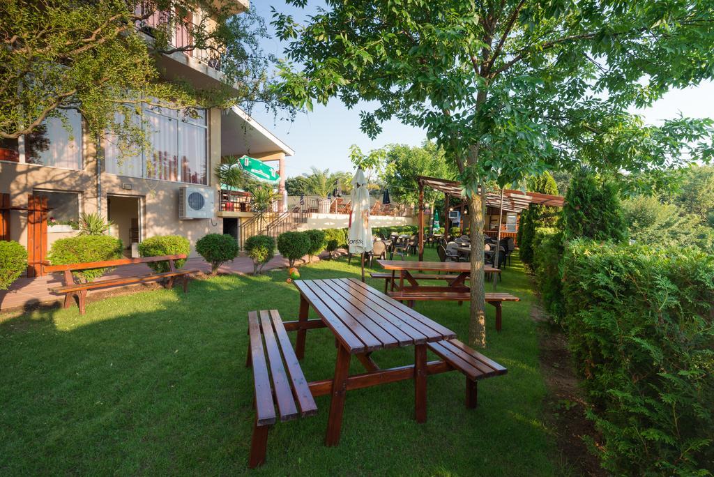Family Hotel Dayana Beach シネモレツ エクステリア 写真