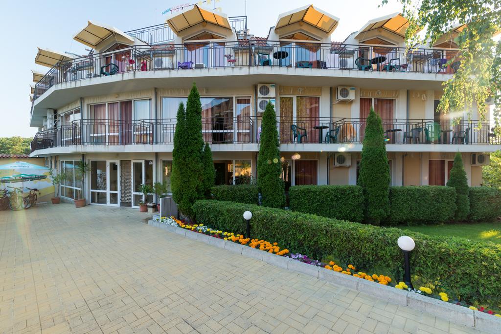 Family Hotel Dayana Beach シネモレツ エクステリア 写真