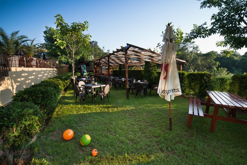Family Hotel Dayana Beach シネモレツ エクステリア 写真