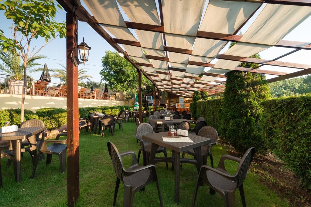 Family Hotel Dayana Beach シネモレツ エクステリア 写真