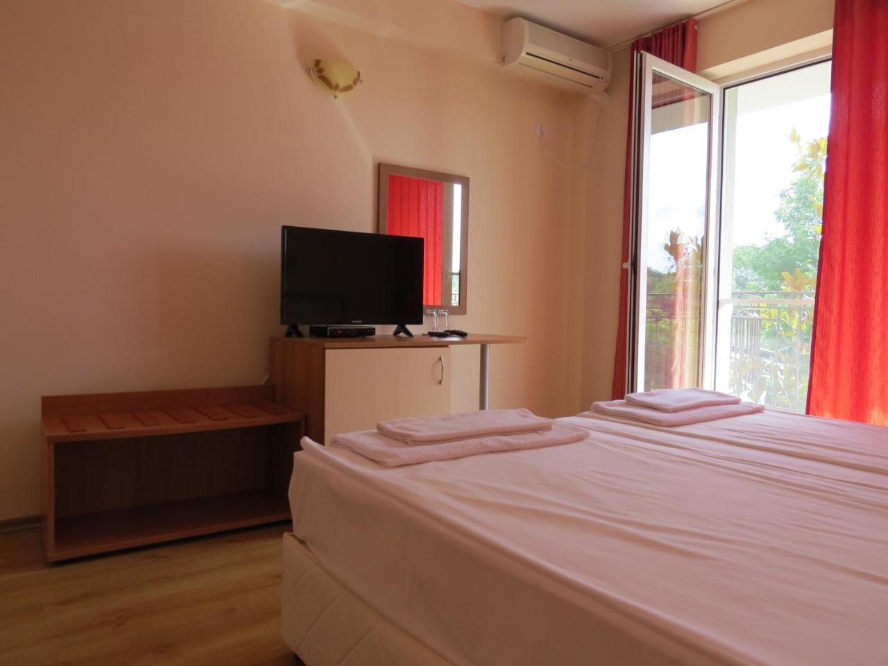 Family Hotel Dayana Beach シネモレツ エクステリア 写真