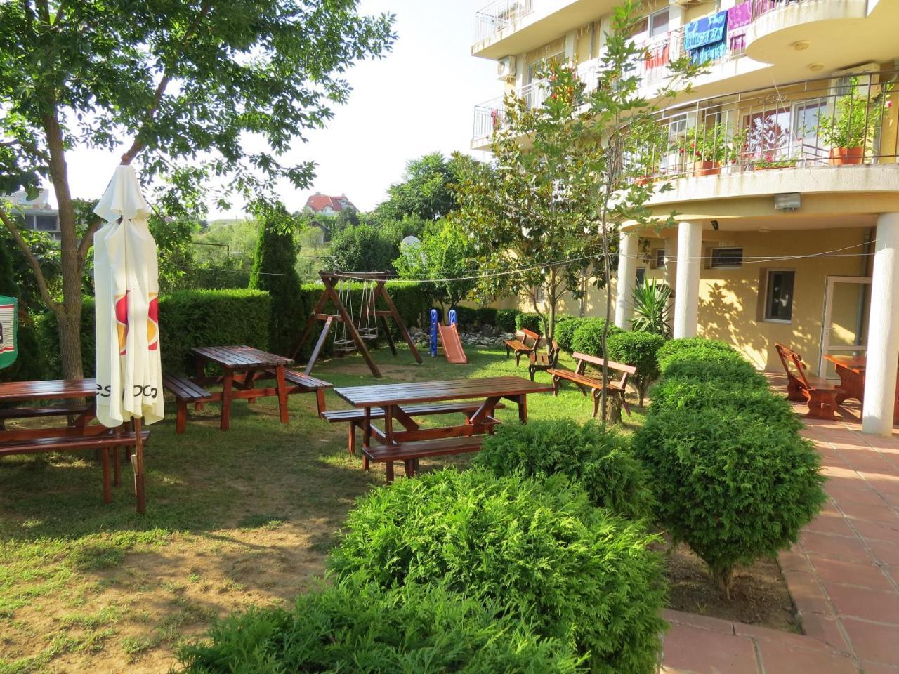 Family Hotel Dayana Beach シネモレツ エクステリア 写真