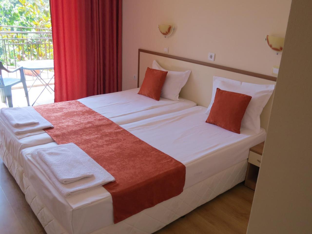 Family Hotel Dayana Beach シネモレツ エクステリア 写真